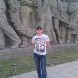 Парень из Москвы. Ищу девушку возраст не важен Парень из Москвы. Ищу девушку возраст не важен