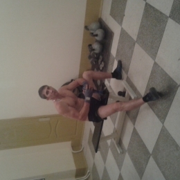 Парень, приятный, нежный. Ищу худененькую девушку в Владимире