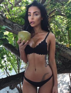 Милая девушка из Москвы познакомится с девушкой для общения и встреч Милая девушка из Москвы познакомится с девушкой для общения и встреч