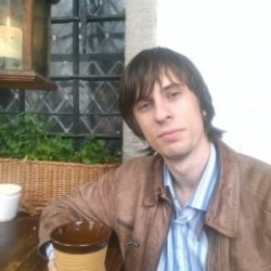 Молодой парень ищет зрелую даму для секса в Владимире Молодой парень ищет зрелую даму для секса в Владимире