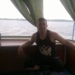 Парень, спортивного телосложения. Ищу девушку или женщину раскрепощенную в сексе в Владимире